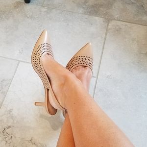 ANTONIO MELANI Nude Pumps